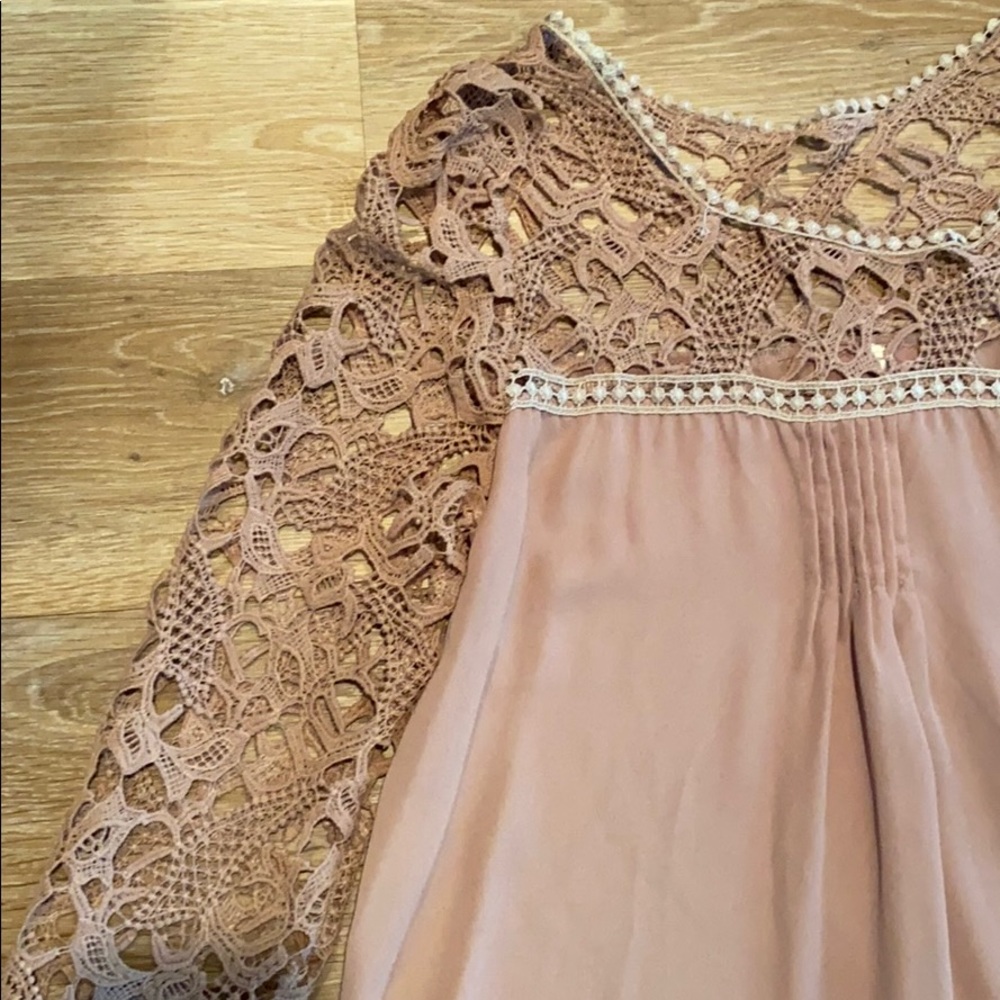 Lace Detailed Top - Picture 2 of 3